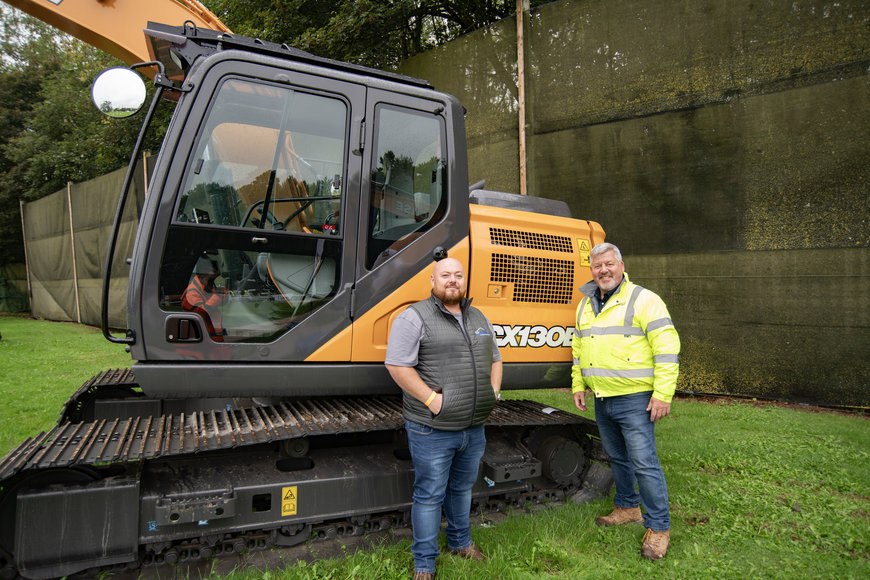 CIVILS & CONSTRUCTION SOLUTIONS SIGNS CX130E DEAL AT THE UK CASE ROADSHOW 